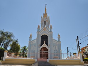 Igreja N. S. do Rosário - vista frontal - Restauração da Igreja N.S. do Rosário em São Luiz do Paraitinga